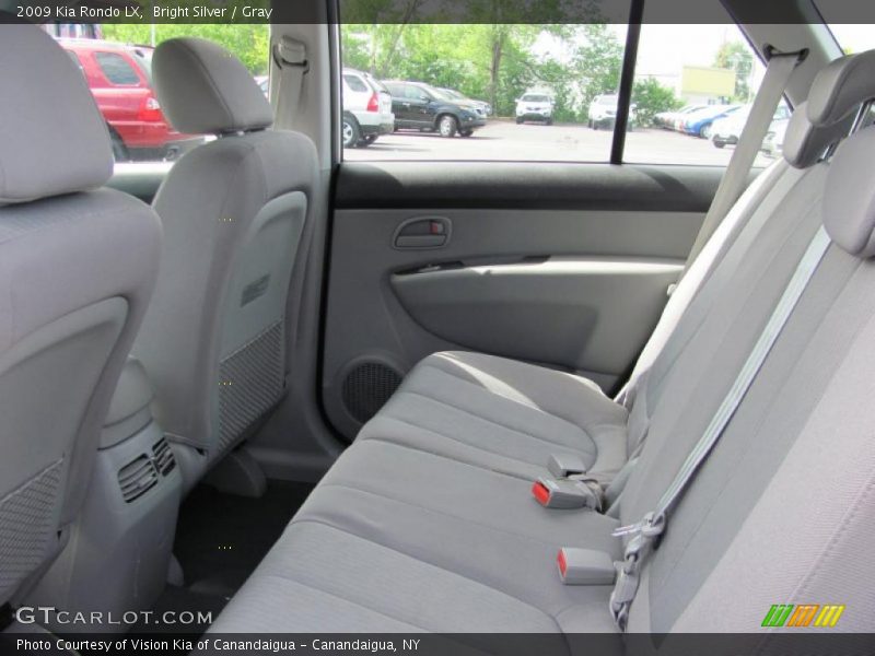 Bright Silver / Gray 2009 Kia Rondo LX