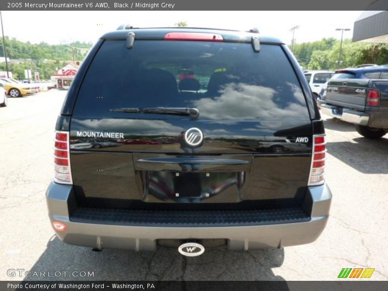 Black / Midnight Grey 2005 Mercury Mountaineer V6 AWD