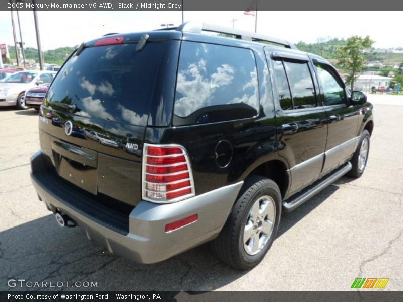 Black / Midnight Grey 2005 Mercury Mountaineer V6 AWD