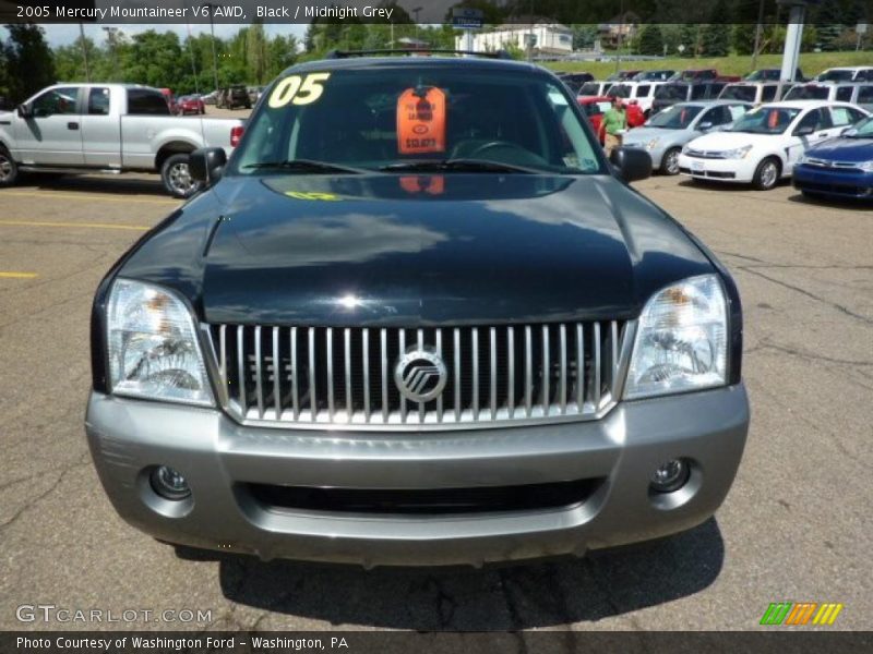 Black / Midnight Grey 2005 Mercury Mountaineer V6 AWD