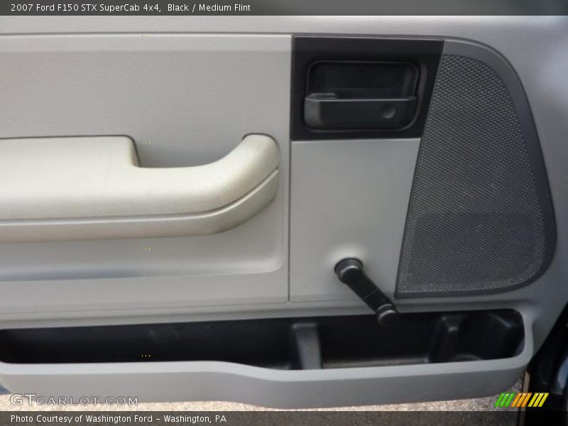Black / Medium Flint 2007 Ford F150 STX SuperCab 4x4