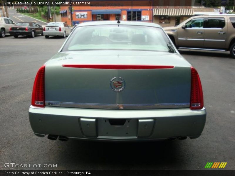 Green Silk / Cashmere 2007 Cadillac DTS Luxury