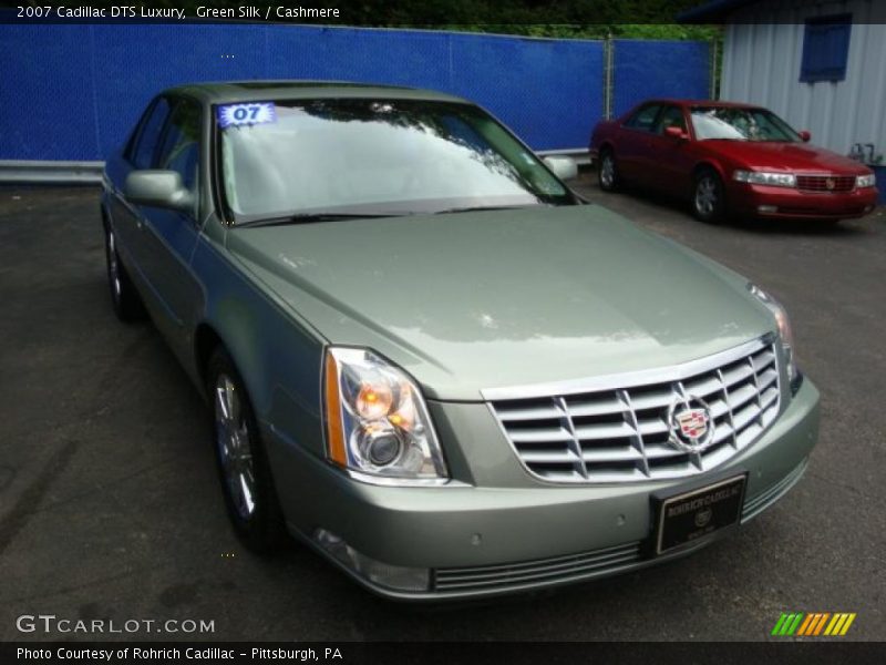Green Silk / Cashmere 2007 Cadillac DTS Luxury