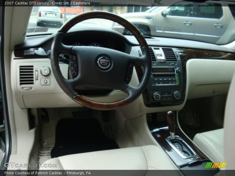 Green Silk / Cashmere 2007 Cadillac DTS Luxury