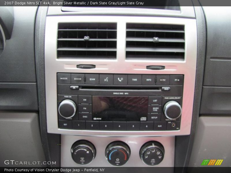 Bright Silver Metallic / Dark Slate Gray/Light Slate Gray 2007 Dodge Nitro SLT 4x4