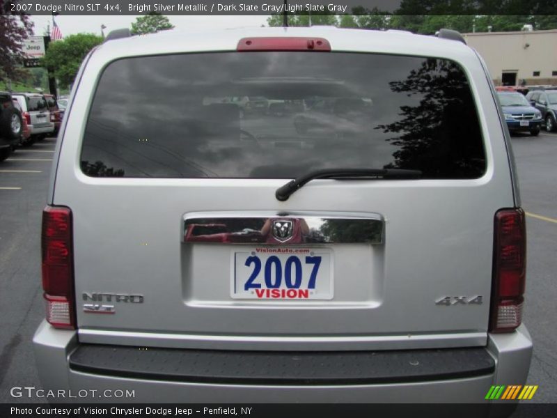 Bright Silver Metallic / Dark Slate Gray/Light Slate Gray 2007 Dodge Nitro SLT 4x4