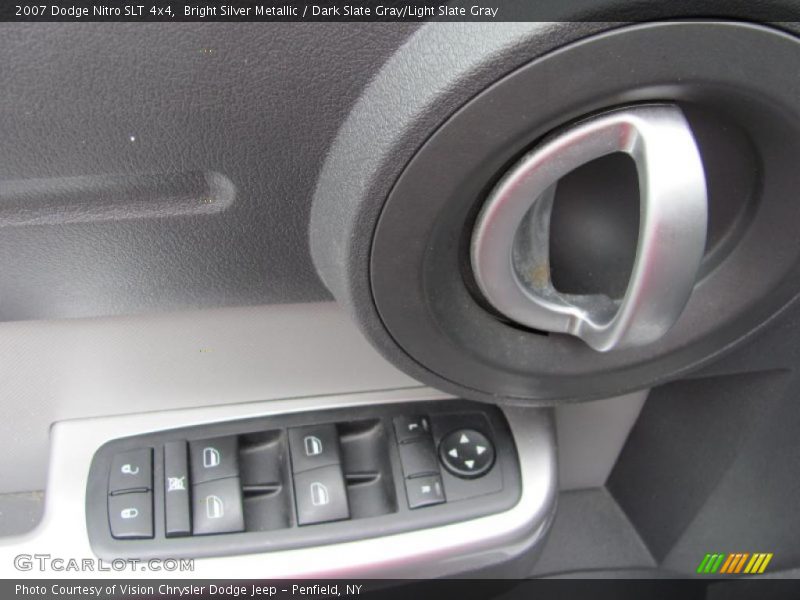 Bright Silver Metallic / Dark Slate Gray/Light Slate Gray 2007 Dodge Nitro SLT 4x4