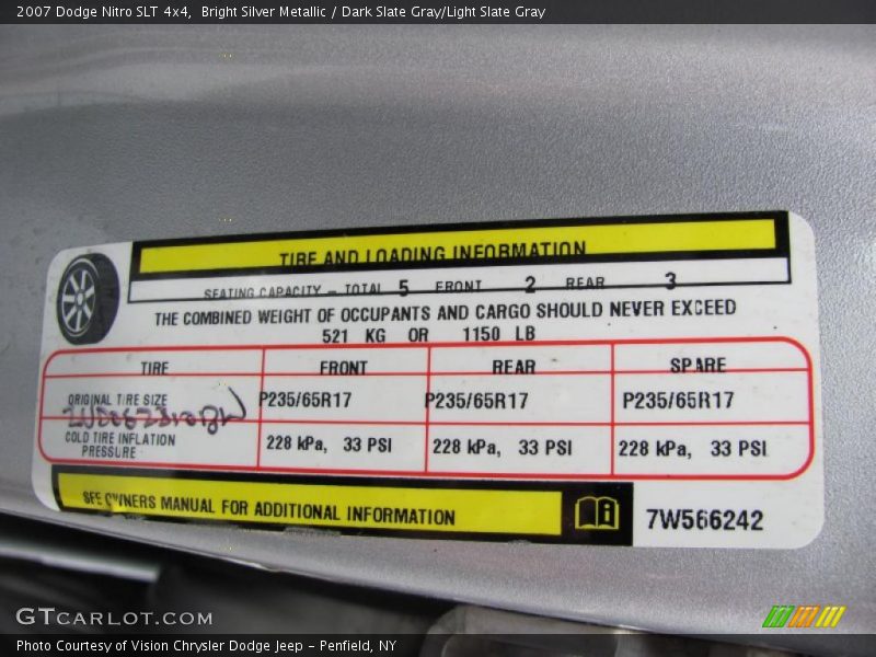 Bright Silver Metallic / Dark Slate Gray/Light Slate Gray 2007 Dodge Nitro SLT 4x4