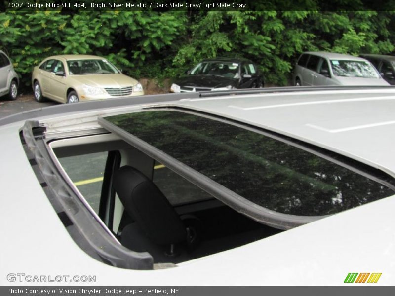 Bright Silver Metallic / Dark Slate Gray/Light Slate Gray 2007 Dodge Nitro SLT 4x4