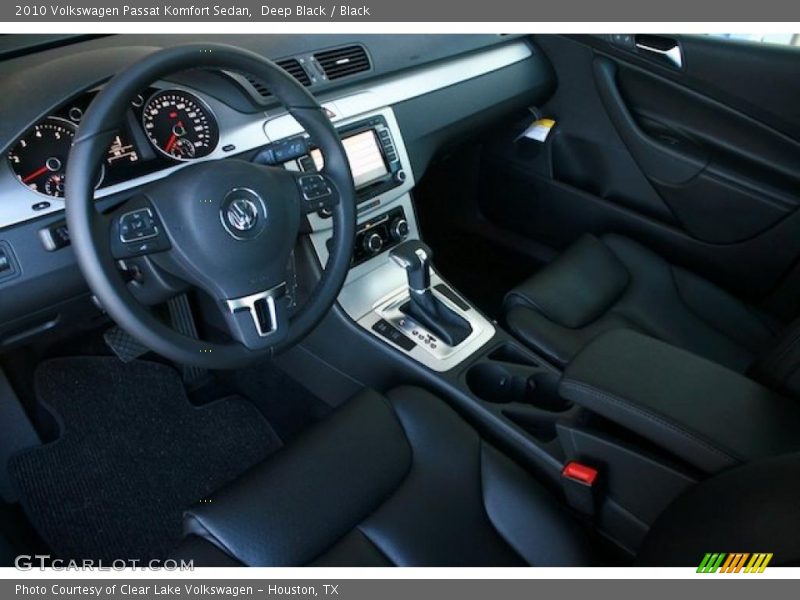 Deep Black / Black 2010 Volkswagen Passat Komfort Sedan
