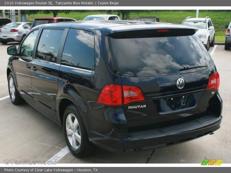 Tanzanite Blue Metallic / Ceylon Beige 2010 Volkswagen Routan SE