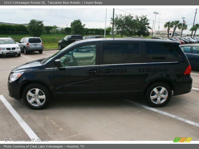 Tanzanite Blue Metallic / Ceylon Beige 2010 Volkswagen Routan SE
