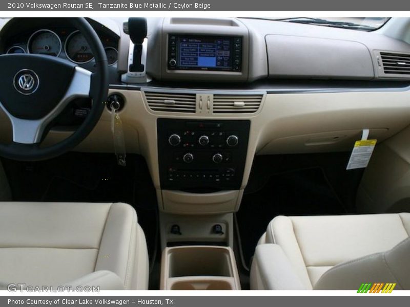 Tanzanite Blue Metallic / Ceylon Beige 2010 Volkswagen Routan SE