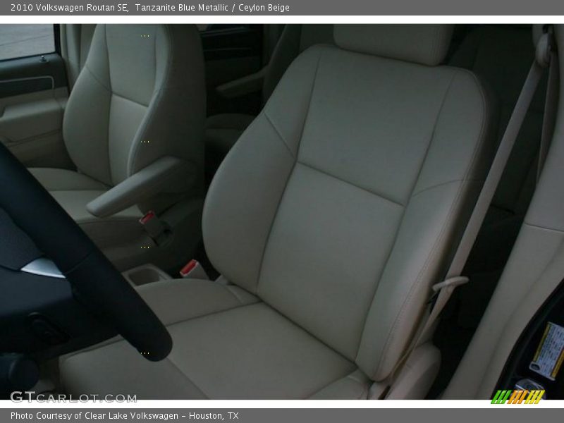 Tanzanite Blue Metallic / Ceylon Beige 2010 Volkswagen Routan SE