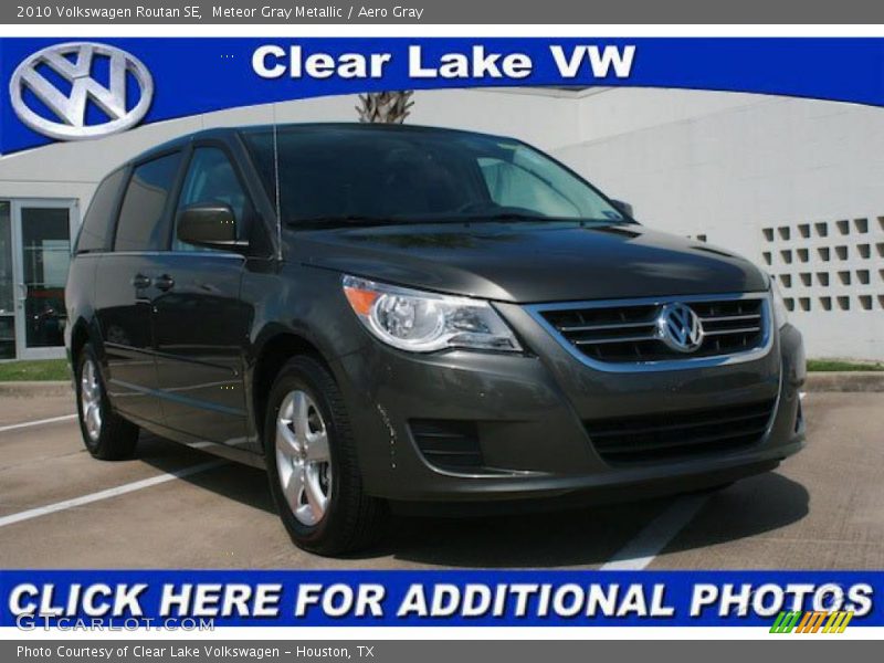 Meteor Gray Metallic / Aero Gray 2010 Volkswagen Routan SE