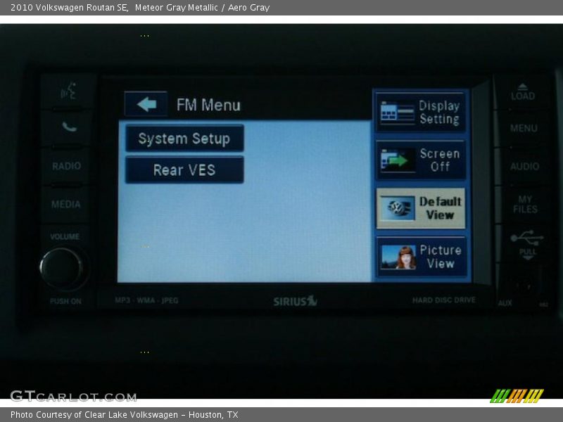 Meteor Gray Metallic / Aero Gray 2010 Volkswagen Routan SE