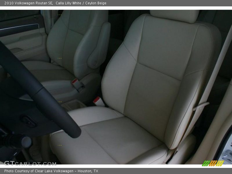 Calla Lilly White / Ceylon Beige 2010 Volkswagen Routan SE