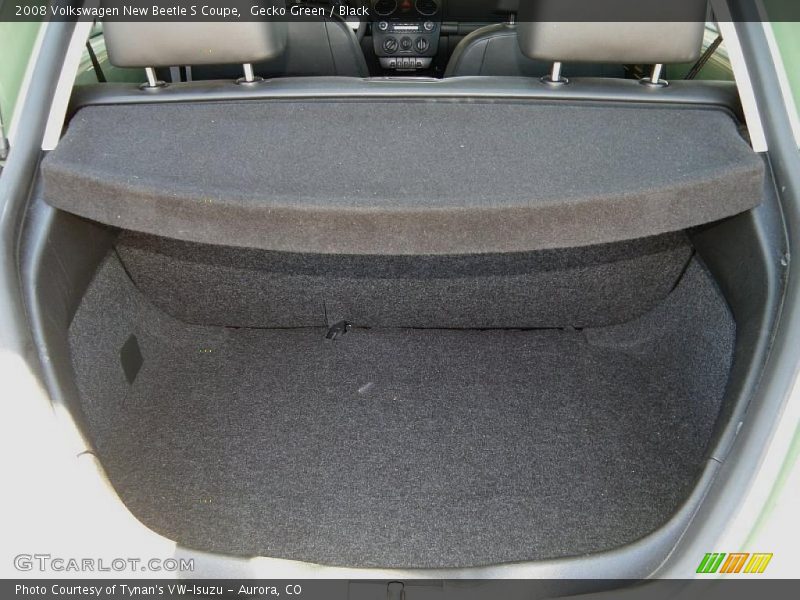 Gecko Green / Black 2008 Volkswagen New Beetle S Coupe