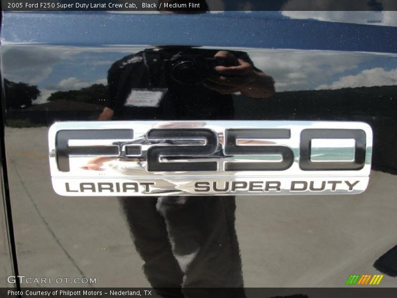 Black / Medium Flint 2005 Ford F250 Super Duty Lariat Crew Cab