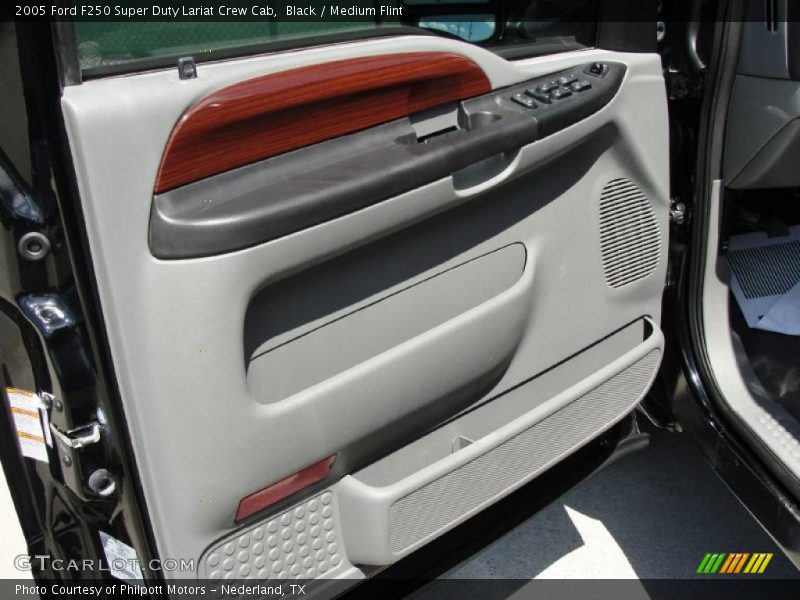 Black / Medium Flint 2005 Ford F250 Super Duty Lariat Crew Cab