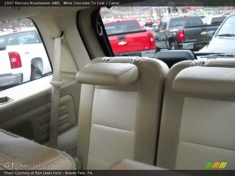 White Chocolate Tri Coat / Camel 2007 Mercury Mountaineer AWD