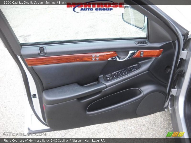 Sterling / Black 2000 Cadillac DeVille Sedan