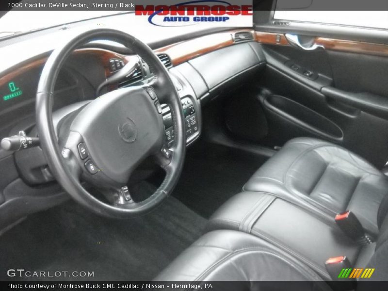 Sterling / Black 2000 Cadillac DeVille Sedan