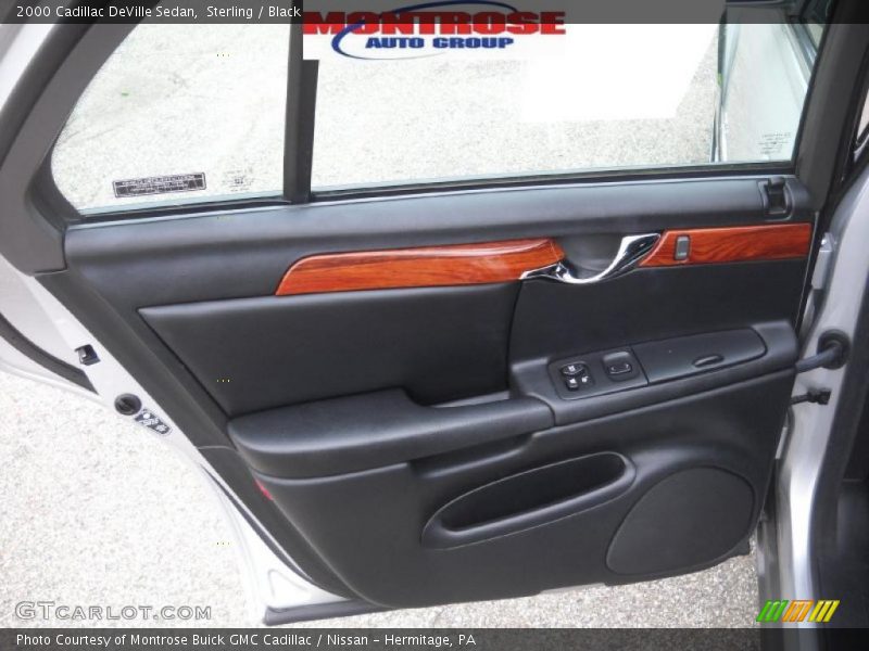 Sterling / Black 2000 Cadillac DeVille Sedan