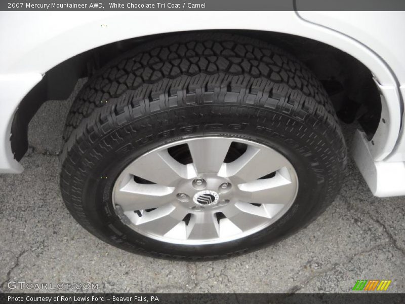 White Chocolate Tri Coat / Camel 2007 Mercury Mountaineer AWD