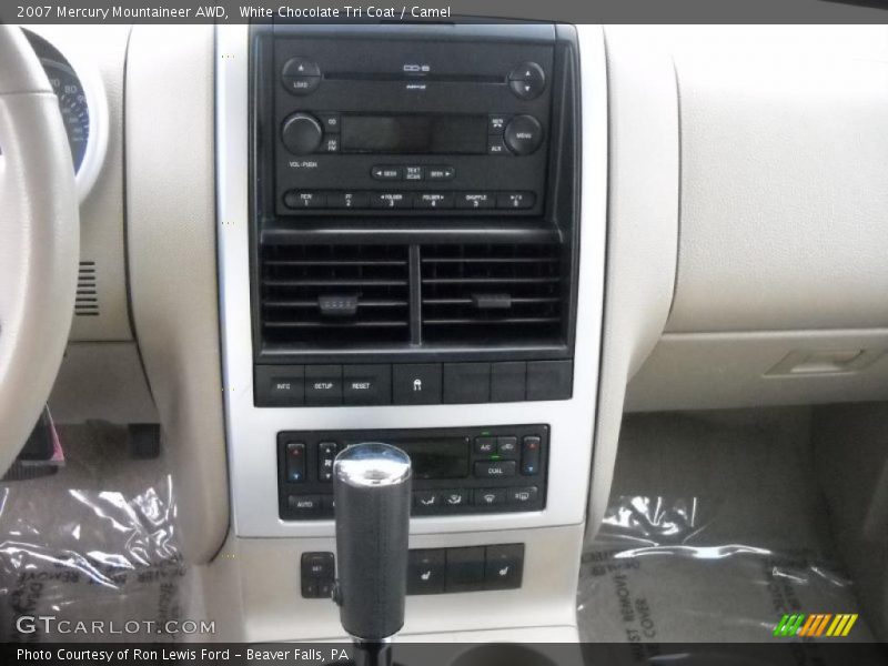 White Chocolate Tri Coat / Camel 2007 Mercury Mountaineer AWD