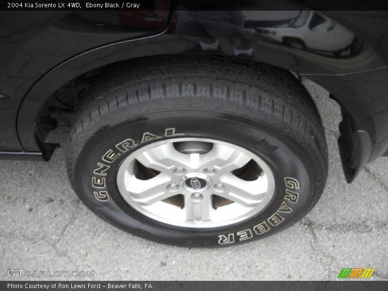 Ebony Black / Gray 2004 Kia Sorento LX 4WD