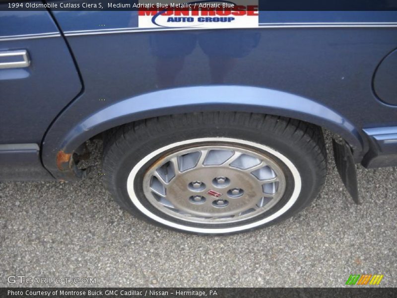 Medium Adriatic Blue Metallic / Adriatic Blue 1994 Oldsmobile Cutlass Ciera S