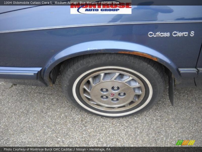 Medium Adriatic Blue Metallic / Adriatic Blue 1994 Oldsmobile Cutlass Ciera S