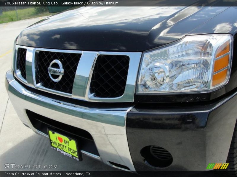 Galaxy Black / Graphite/Titanium 2006 Nissan Titan SE King Cab