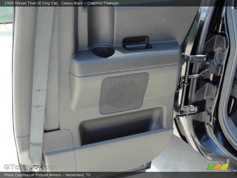 Galaxy Black / Graphite/Titanium 2006 Nissan Titan SE King Cab