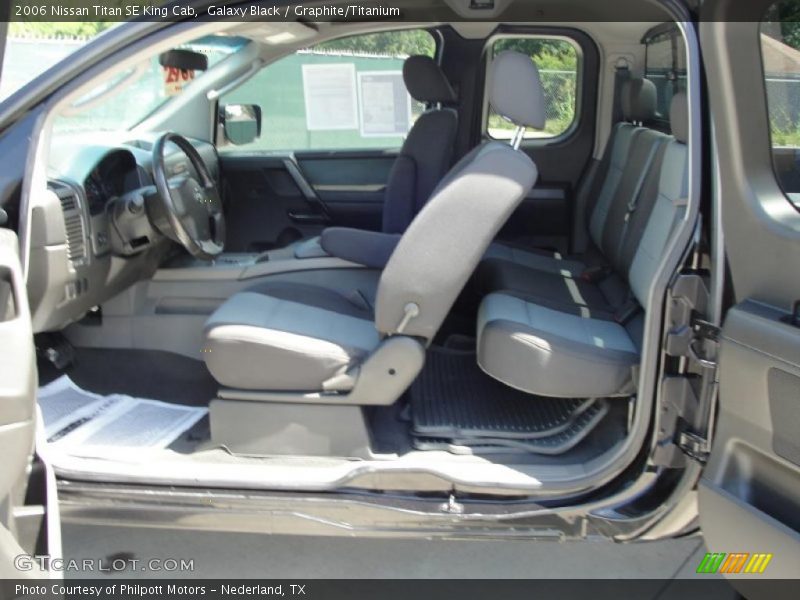 Galaxy Black / Graphite/Titanium 2006 Nissan Titan SE King Cab