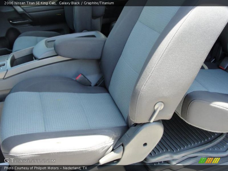 Galaxy Black / Graphite/Titanium 2006 Nissan Titan SE King Cab