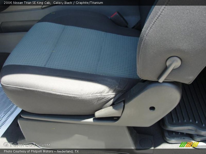 Galaxy Black / Graphite/Titanium 2006 Nissan Titan SE King Cab