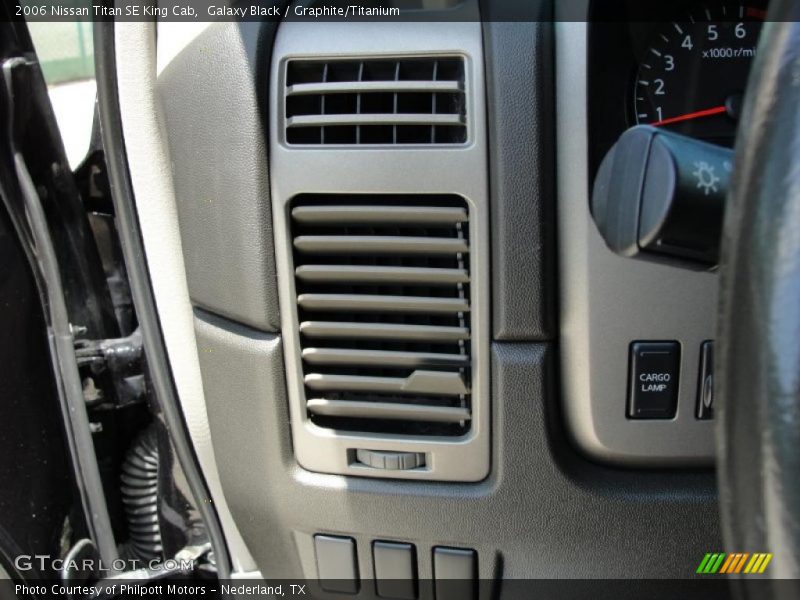 Galaxy Black / Graphite/Titanium 2006 Nissan Titan SE King Cab