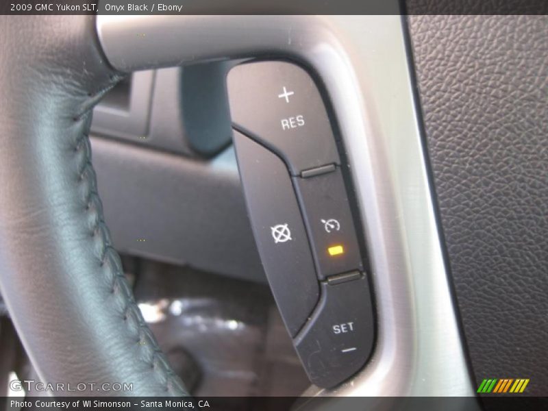Onyx Black / Ebony 2009 GMC Yukon SLT
