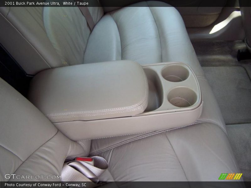 White / Taupe 2001 Buick Park Avenue Ultra