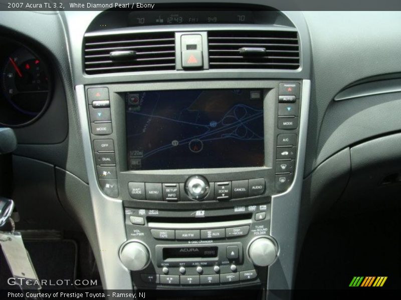 White Diamond Pearl / Ebony 2007 Acura TL 3.2