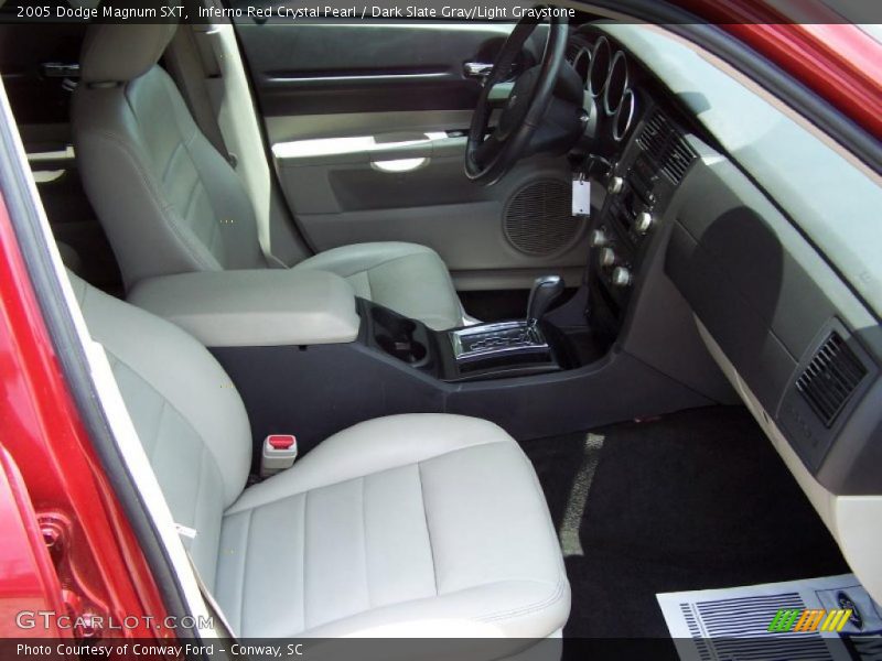 Inferno Red Crystal Pearl / Dark Slate Gray/Light Graystone 2005 Dodge Magnum SXT