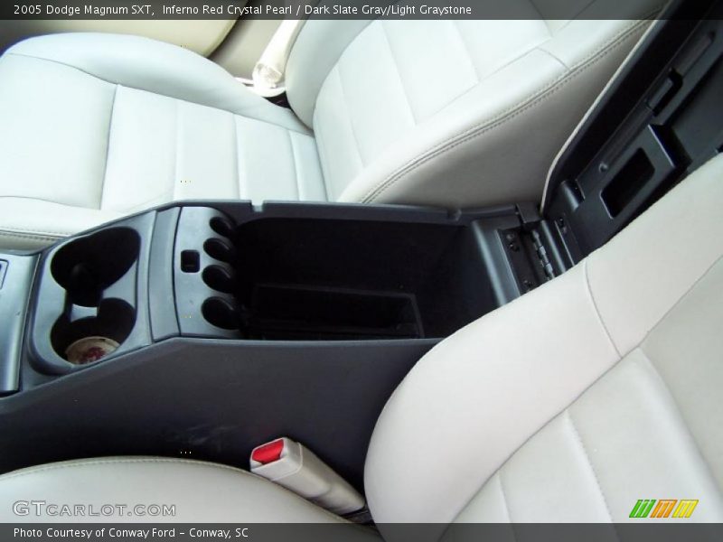Inferno Red Crystal Pearl / Dark Slate Gray/Light Graystone 2005 Dodge Magnum SXT