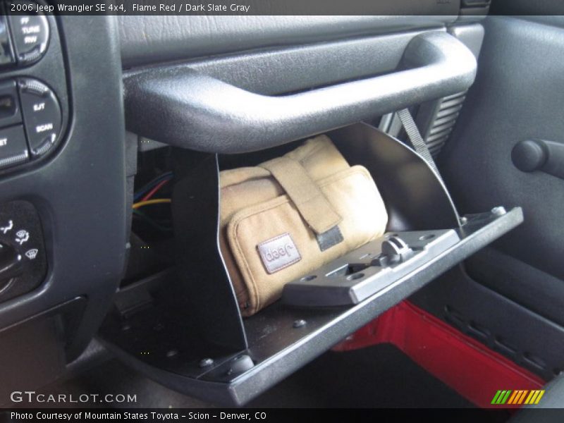 Flame Red / Dark Slate Gray 2006 Jeep Wrangler SE 4x4