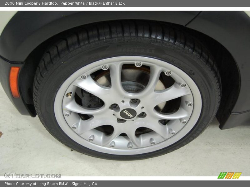 Pepper White / Black/Panther Black 2006 Mini Cooper S Hardtop