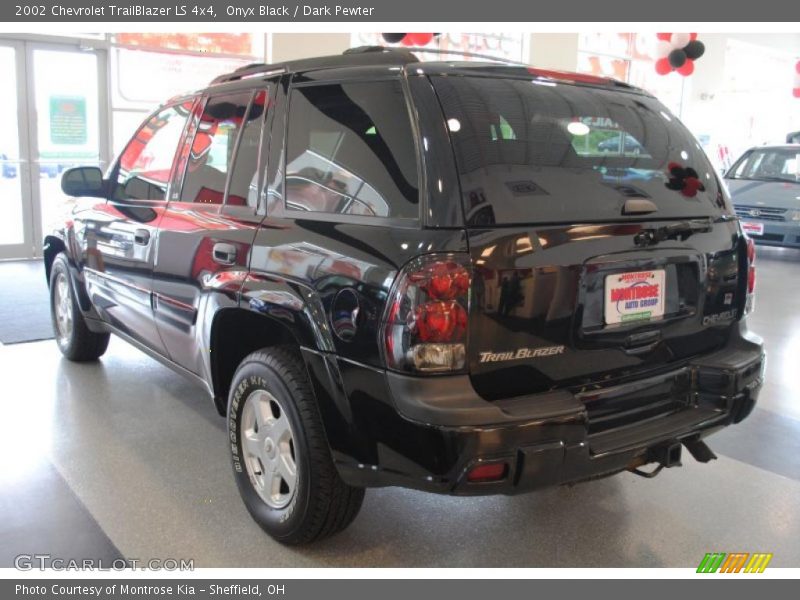 Onyx Black / Dark Pewter 2002 Chevrolet TrailBlazer LS 4x4