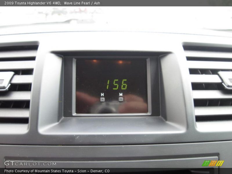 Wave Line Pearl / Ash 2009 Toyota Highlander V6 4WD