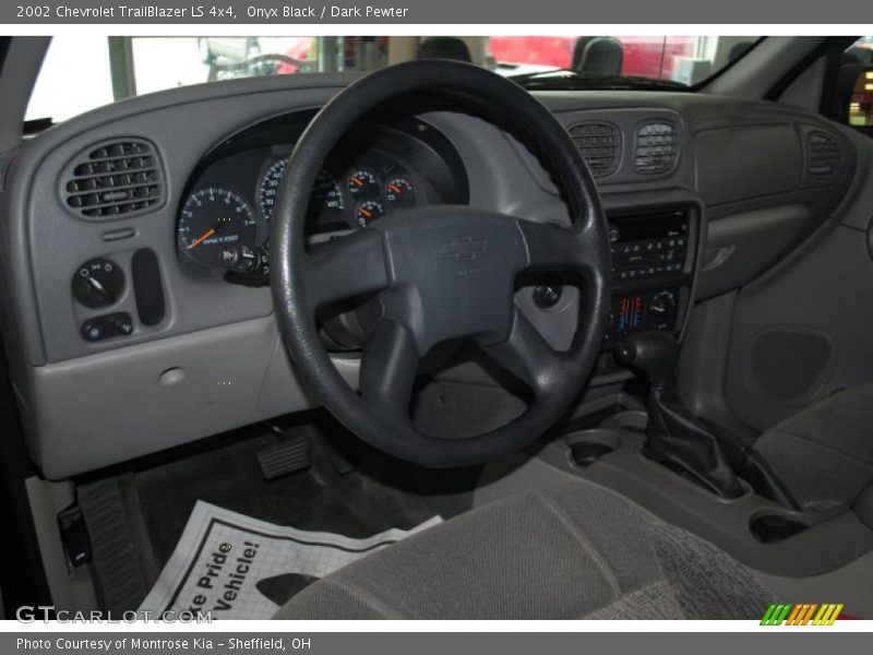 Onyx Black / Dark Pewter 2002 Chevrolet TrailBlazer LS 4x4