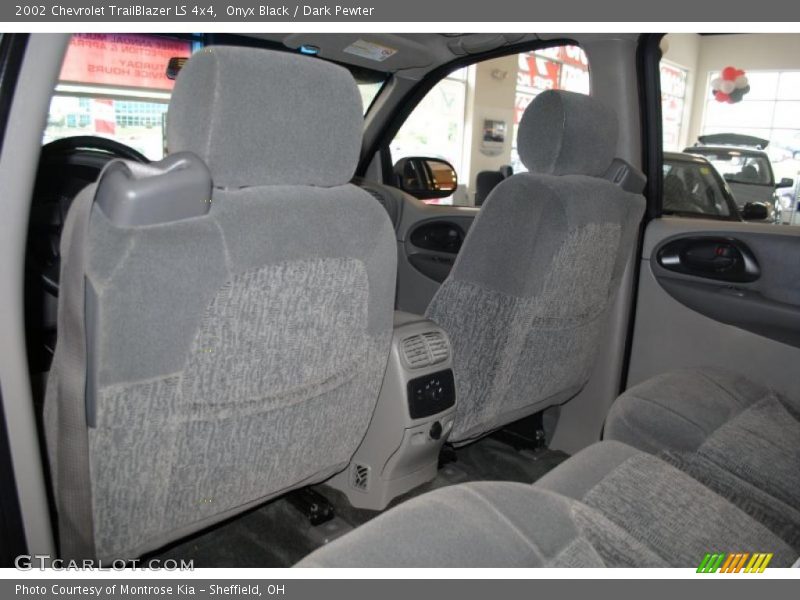 Onyx Black / Dark Pewter 2002 Chevrolet TrailBlazer LS 4x4